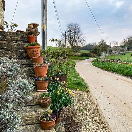 Вилла Flowers Barn Daglingworth Экстерьер фото